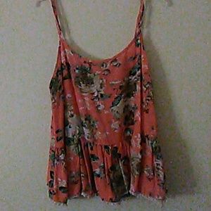 - tank top type shirt